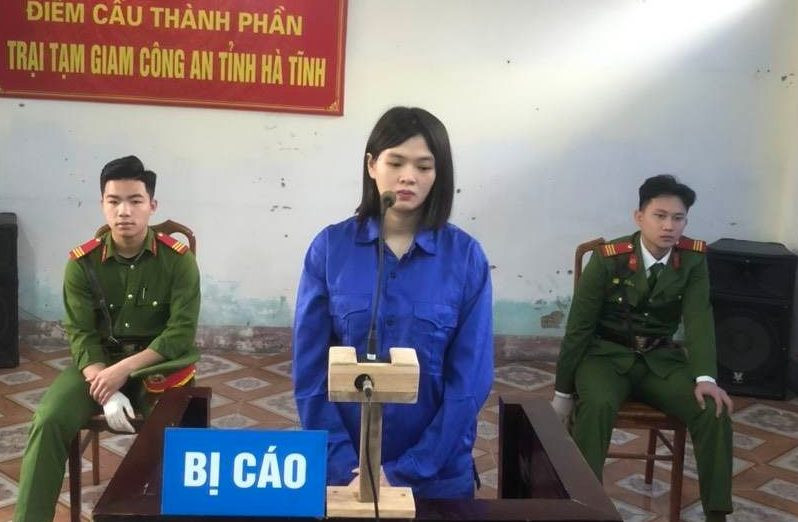 Bị cáo Duyên tại phiên xét xử trực tuyến.