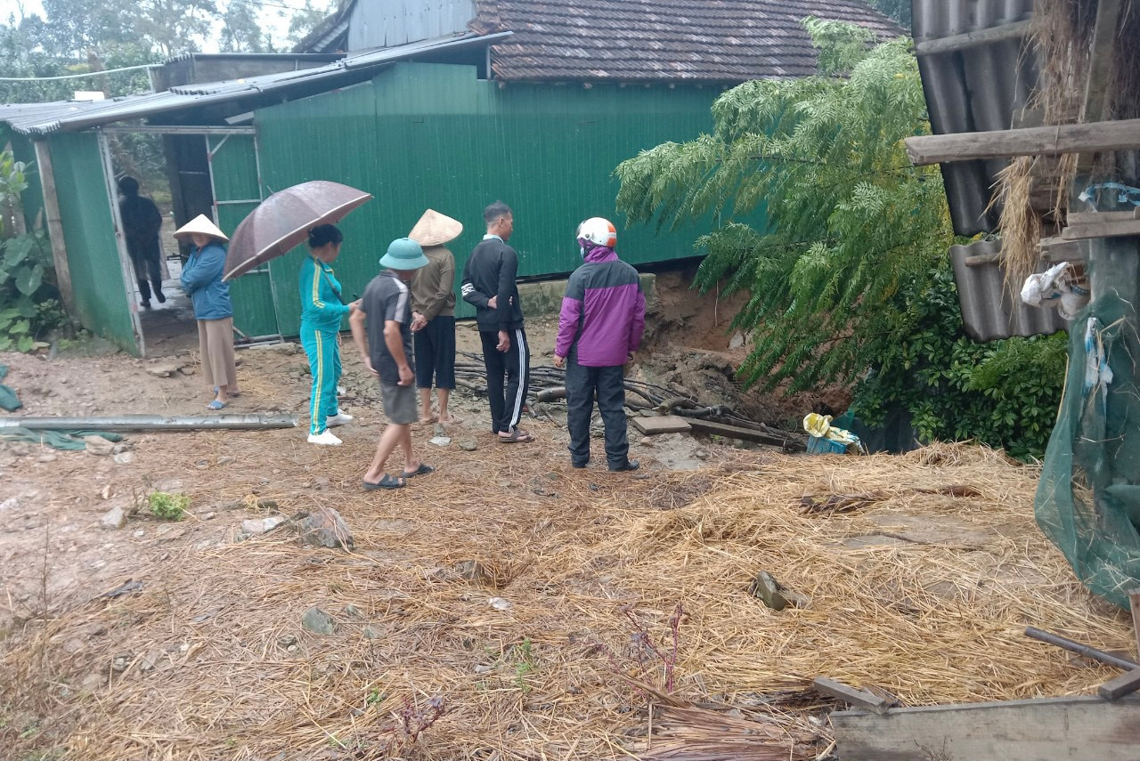 Sự việc khiến nhiều người dân địa phương hoang mang. Sự việc khiến nhiều người dân địa phương hoang mang.