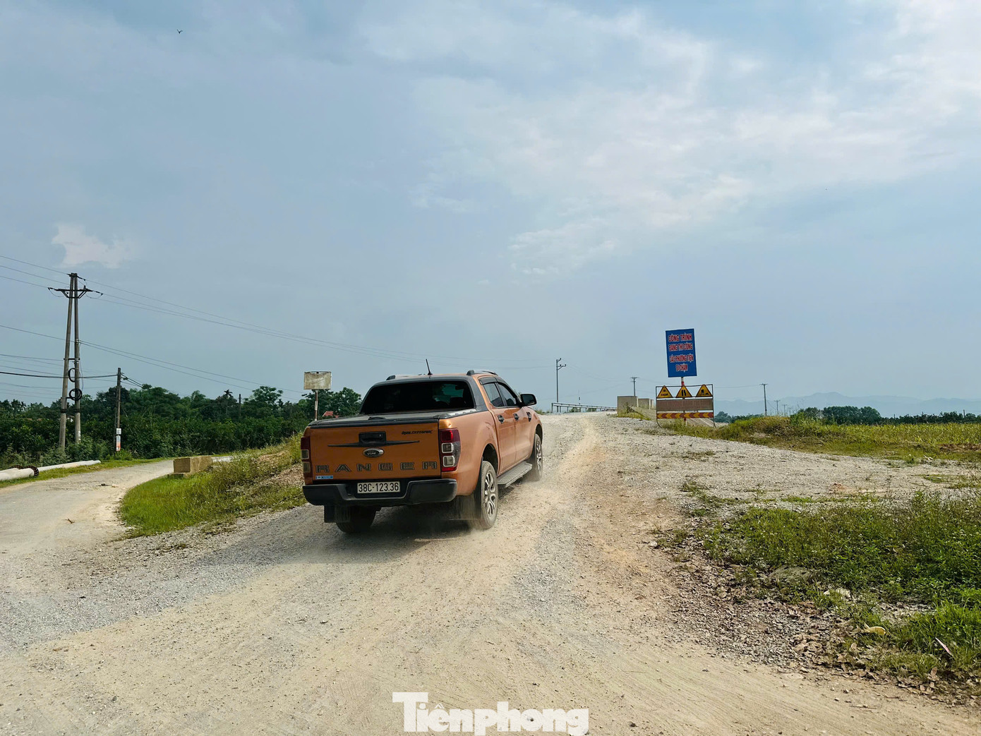 Dự án này do Ban Quản lý dự án đầu tư xây dựng công trình giao thông tỉnh Hà Tĩnh làm chủ đầu tư và UBND huyện Hương Khê thực hiện nhiệm vụ bồi thường, giải phóng mặt bằng. Dự án này do Ban Quản lý dự án đầu tư xây dựng công trình giao thông tỉnh Hà Tĩnh làm chủ đầu tư và UBND huyện Hương Khê thực hiện nhiệm vụ bồi thường, giải phóng mặt bằng.