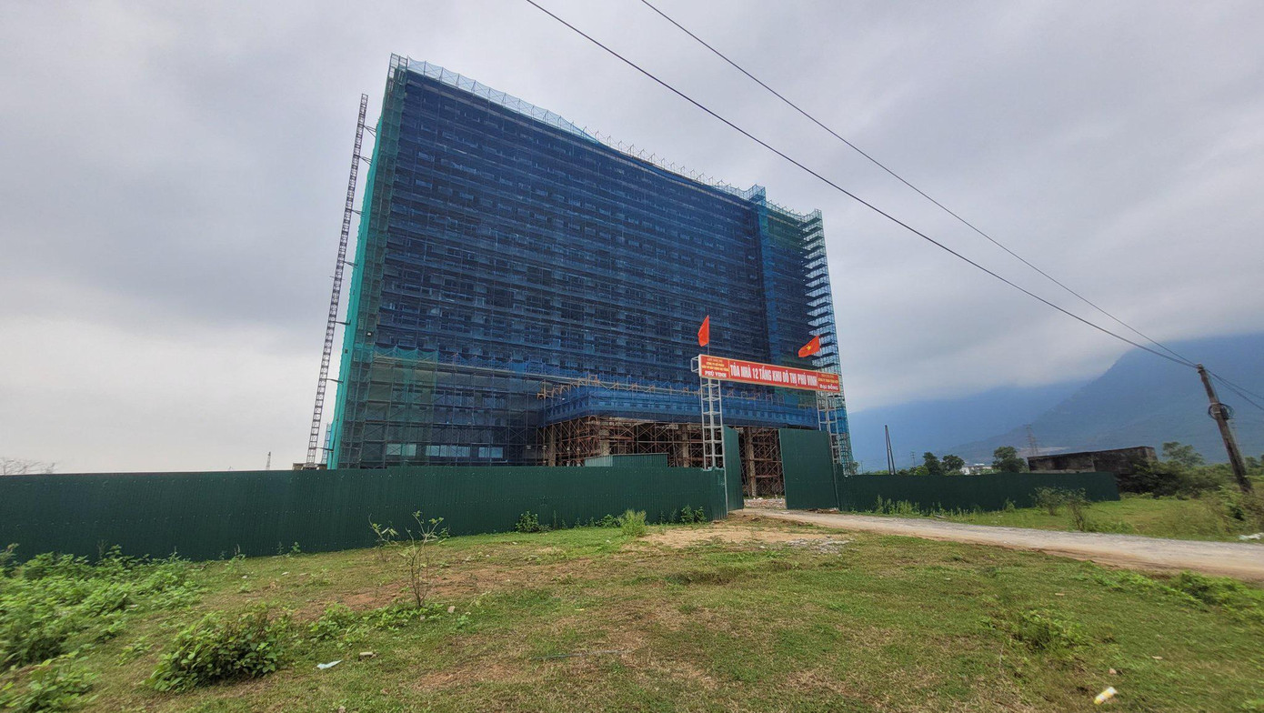 Dự án khu công nghiệp và Khu đô thị Phú Vinh (thị xã Kỳ Anh, Hà Tĩnh) được Ban Quản lý Khu kinh tế tỉnh Hà Tĩnh cấp giấy chứng nhận đầu tư vào năm 2010.