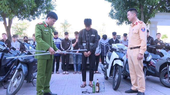 Tang vật thu giữ.