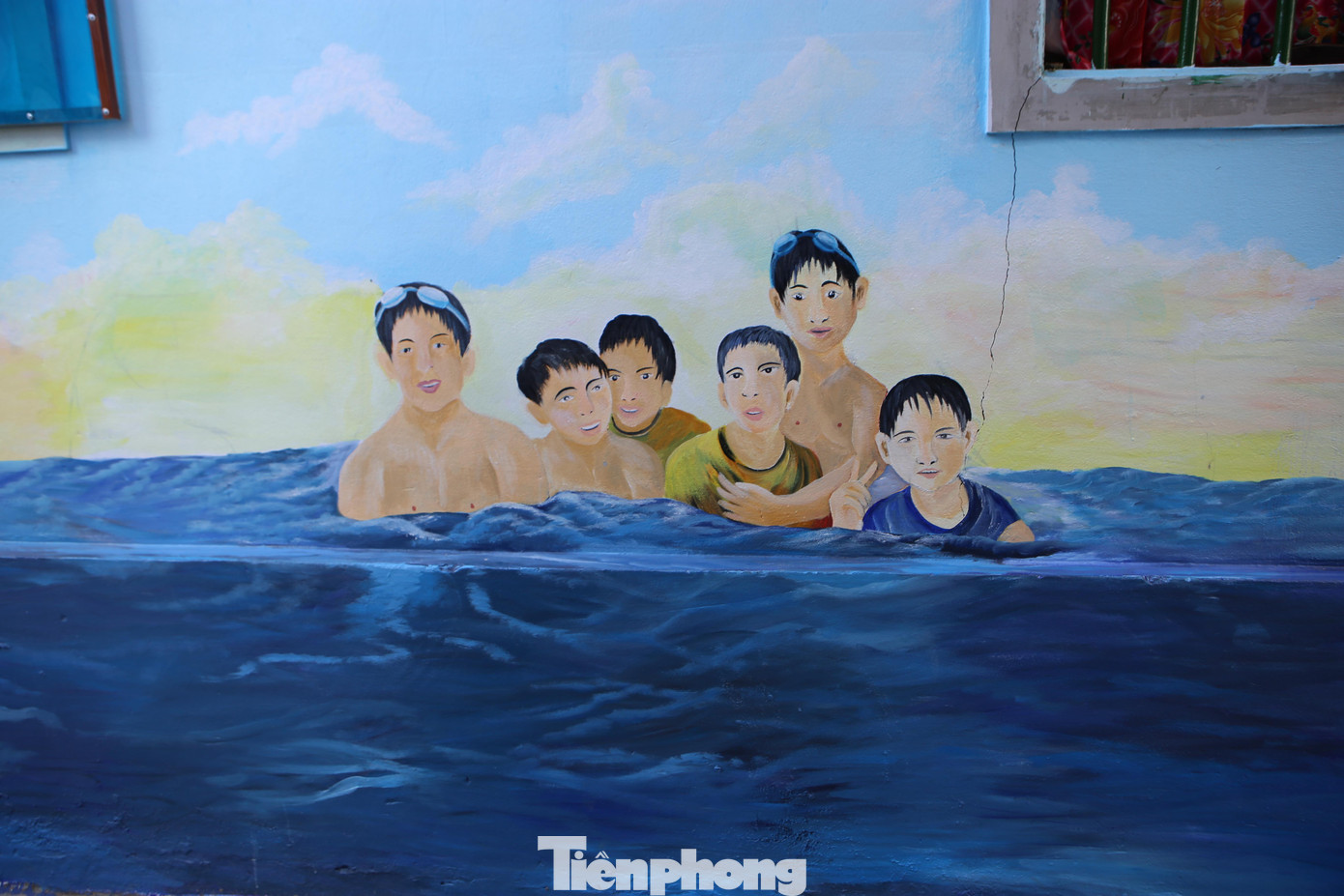Bức tranh gợi lại tuổi thơ cuả những đứa trẻ miền biển.