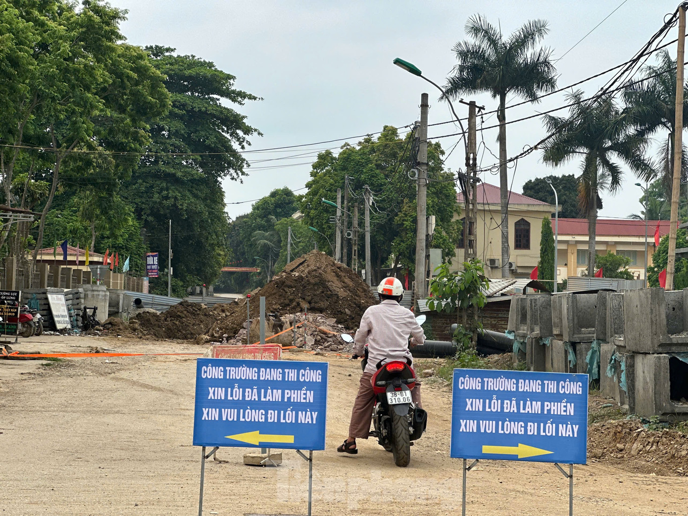 Các hạng mục đang thi công dở dang