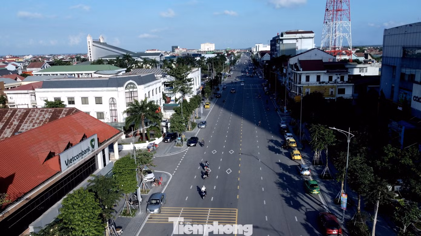 Qua ghi nhận, những trụ sở cấp xã mới ở thành phố Hà Tĩnh hầu hết nằm ở những vị trí thuận lợi, cơ sở vật chất khang trang.