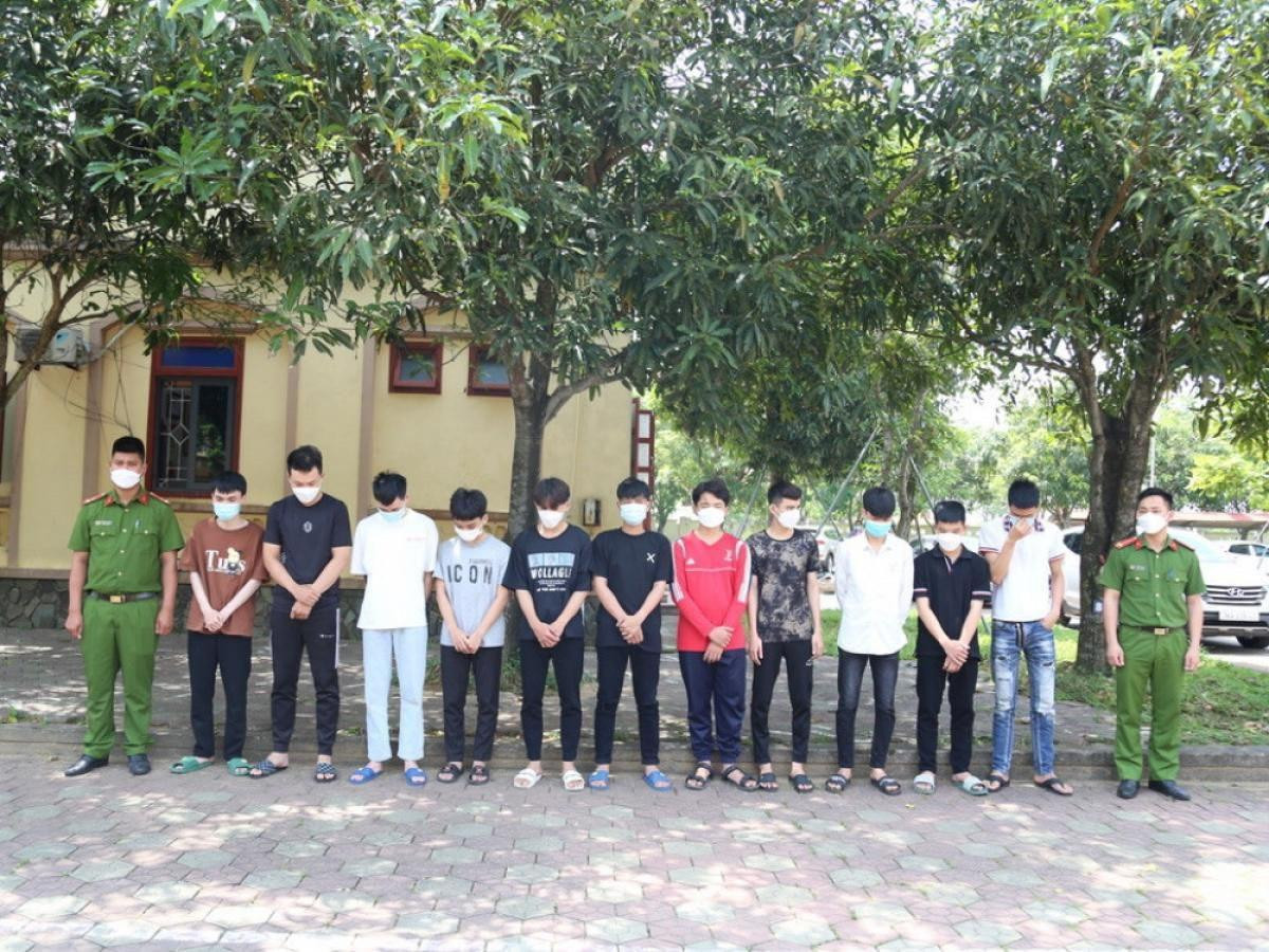 Nhóm thanh thiếu niên bị khởi tố do có liên quan đến đường dây đánh bạc trực tuyến qua ví MoMo.