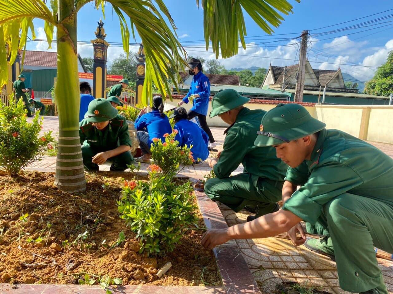 Tuổi trẻ biên phòng ra quân ngày cao điểm xây dựng nông thôn mới, đô thị văn minh.