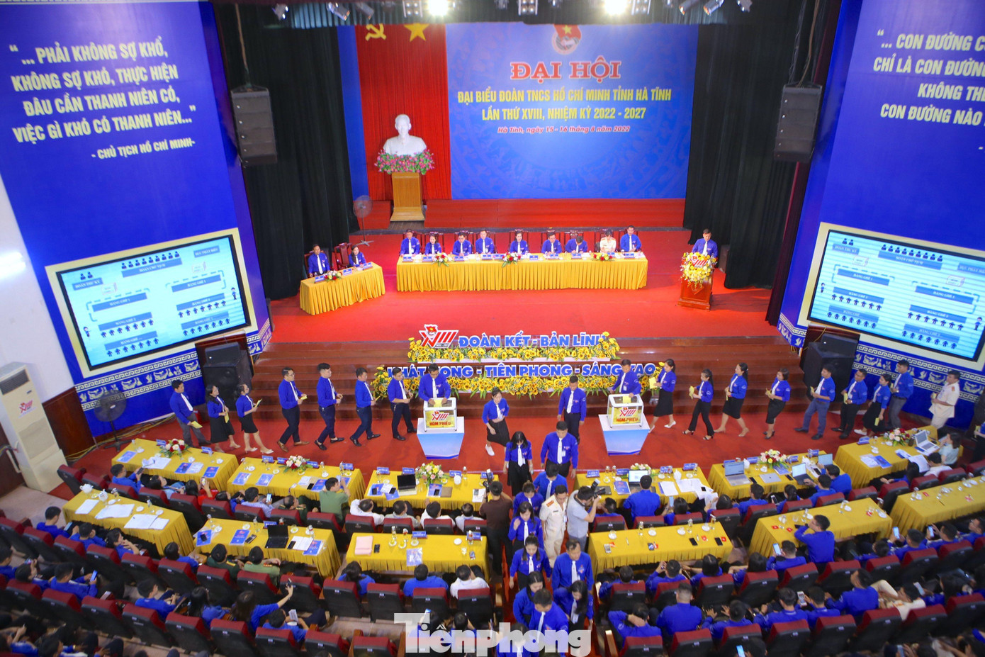 Đại hội Đại biểu Đoàn TNCS Hồ Chí Minh Hà Tĩnh lần thứ XVIII nhiệm kỳ 2022-2027 chính thức khai mạc vào chiều 15/8 với khẩu hiệu “Đoàn kết, bản lĩnh, khát vọng, tiên phong, sáng tạo”. Đại hội Đại biểu Đoàn TNCS Hồ Chí Minh Hà Tĩnh lần thứ XVIII nhiệm kỳ 2022-2027 chính thức khai mạc vào chiều 15/8 với khẩu hiệu “Đoàn kết, bản lĩnh, khát vọng, tiên phong, sáng tạo”.