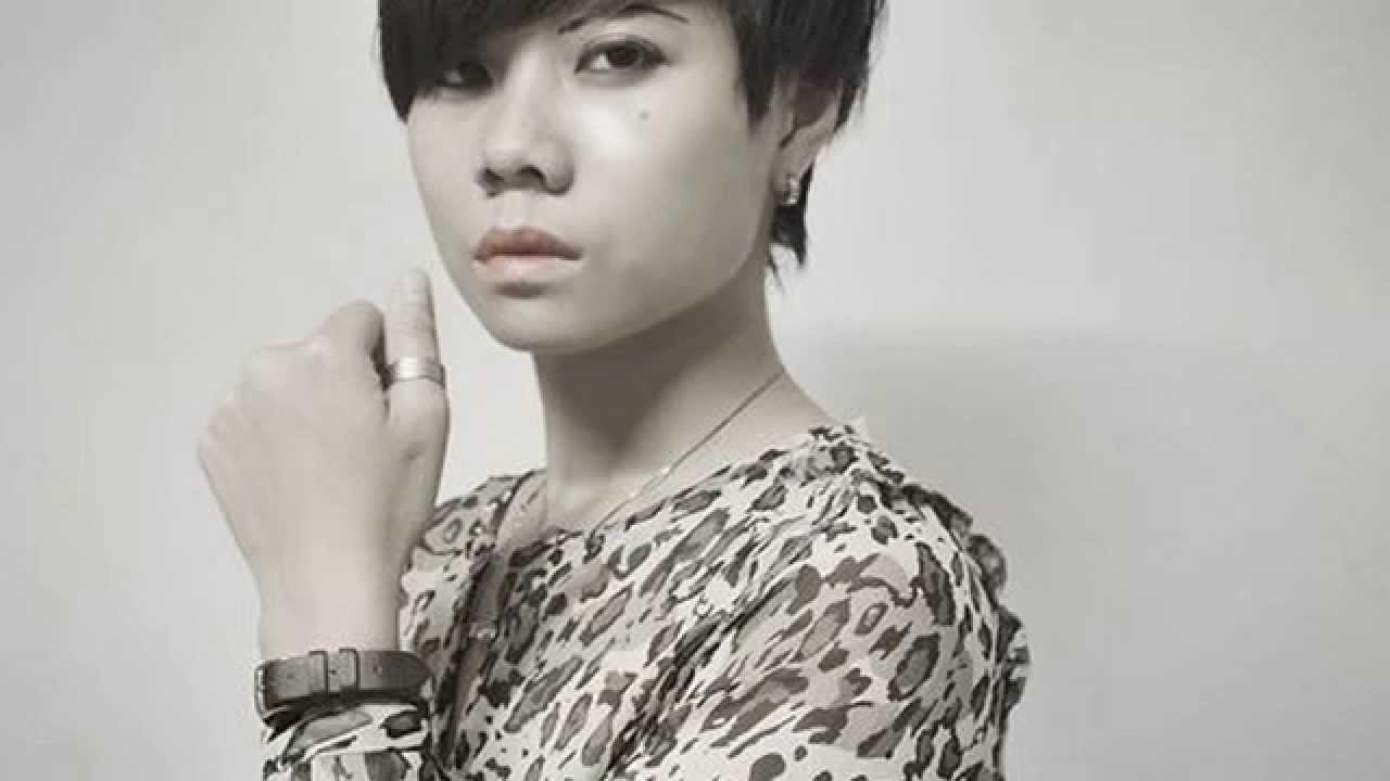 Linh Lam - huyền thoại sống của làng Rap Việt Nam. Linh Lam - huyền thoại sống của làng Rap Việt Nam.