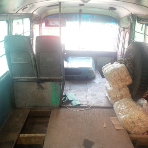 Bắt đoàn xe khách hoán cải chở hàng lậu ảnh 1