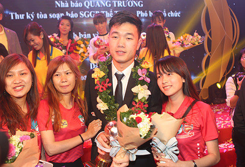 Xuân Trường trích giải thưởng làm từ thiện ảnh 2