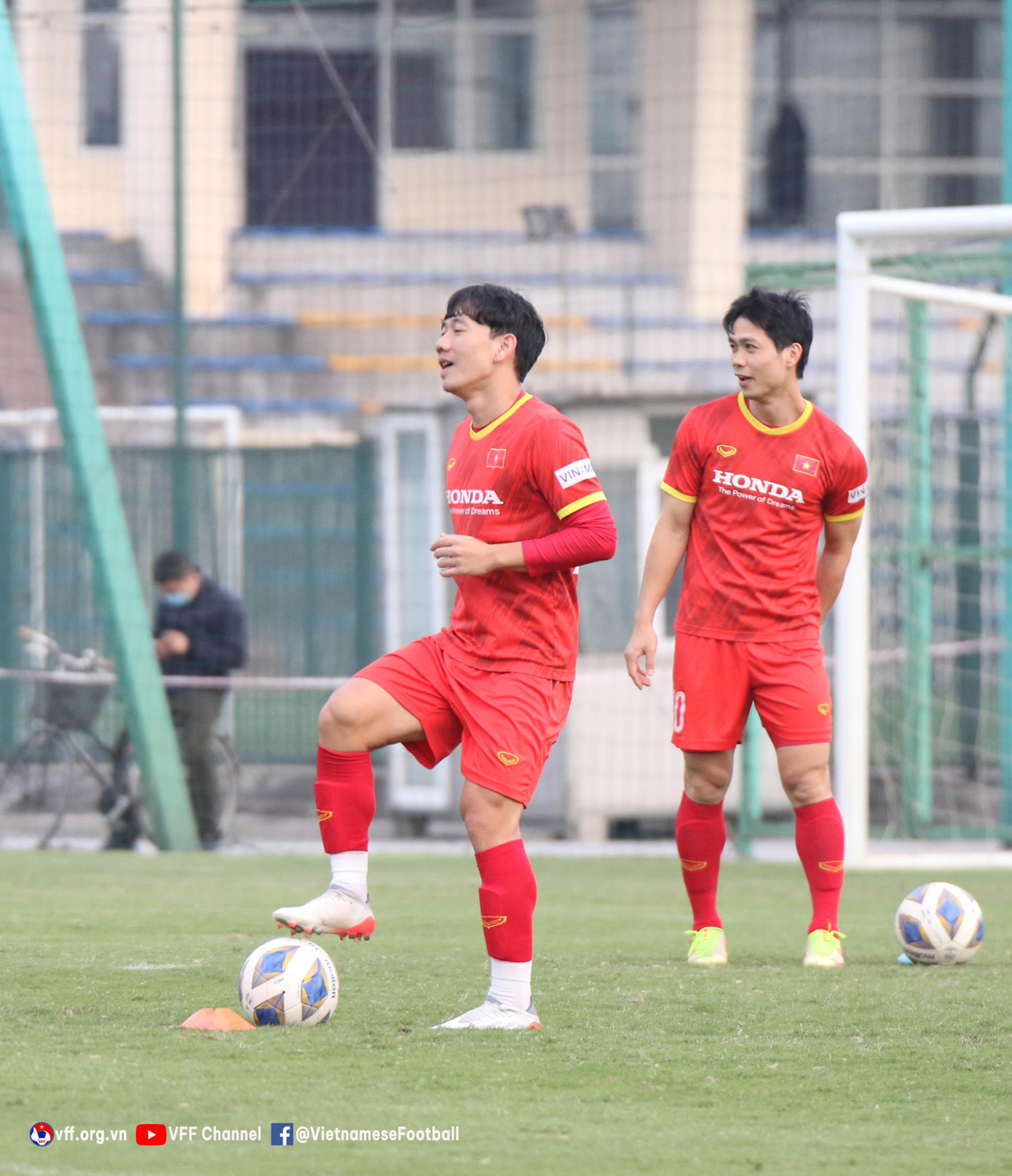 Công Phượng là một trong hai đội phó trong ban cán sự mới của ĐT Việt Nam. Cùng với Bùi Tiến Dũng, Công Phượng được kỳ vọng sẽ hỗ trợ đội trưởng Đỗ Hùng Dũng khích lệ tinh thần các đồng đội, tiếp tục phát huy tinh thần đoàn kết và không bao giờ từ bỏ của Những chiến binh sao Vàng.