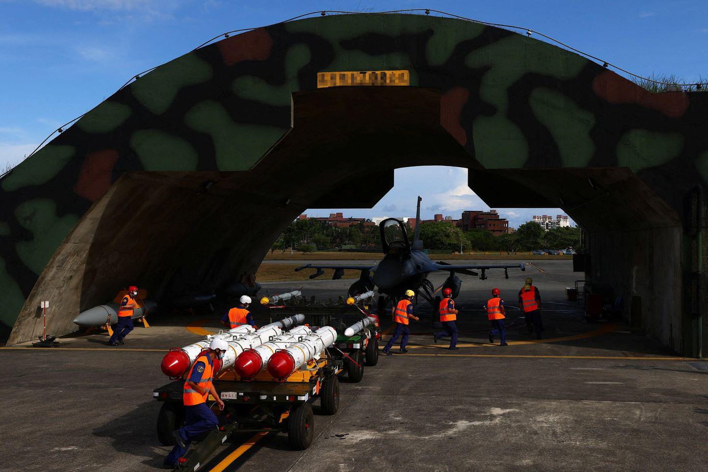 Sự kiện tối 17/8 tại căn cứ Hoa Liên. Ảnh: Reuters