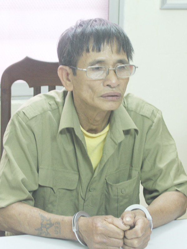 Đối tượng Đào Văn Chi tại cơ quan điều tra chiều 4-6. Ảnh: Tuấn Nguyễn