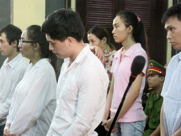 Các bị cáo trong phiên tòa