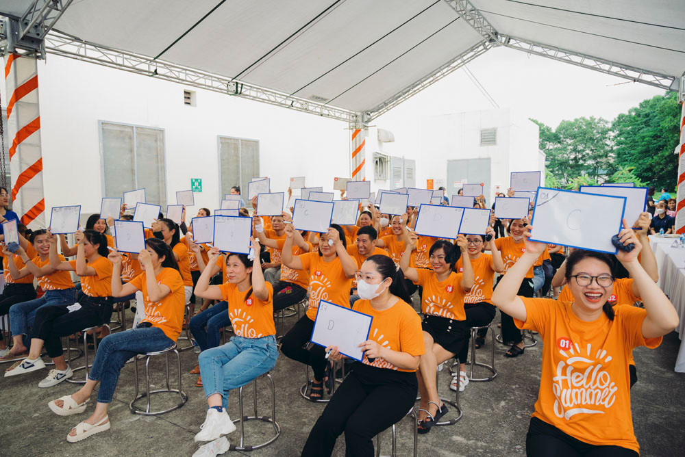 Gameshow "Rung chuông vàng" tuyên truyền về bình đẳng giới tổ chức tại khu công nghiệp Nhật Bản Hải Phòng vào trung tuần tháng 10 vừa qua. Ảnh: Liên đoàn Lao động thành phố Hải Phòng.