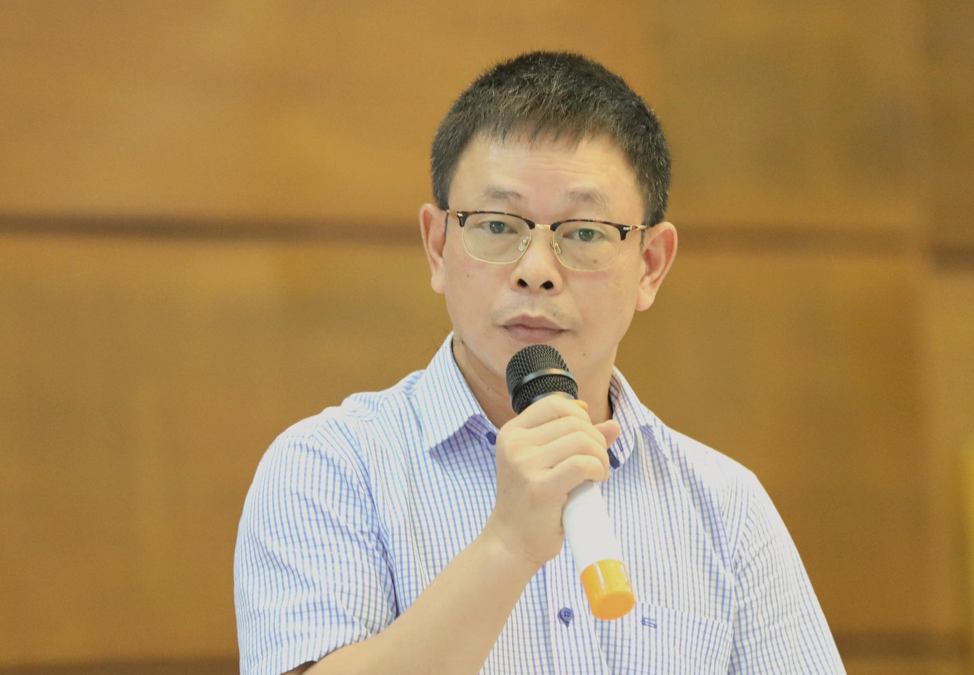 Tác giả: Phùng Sưởng