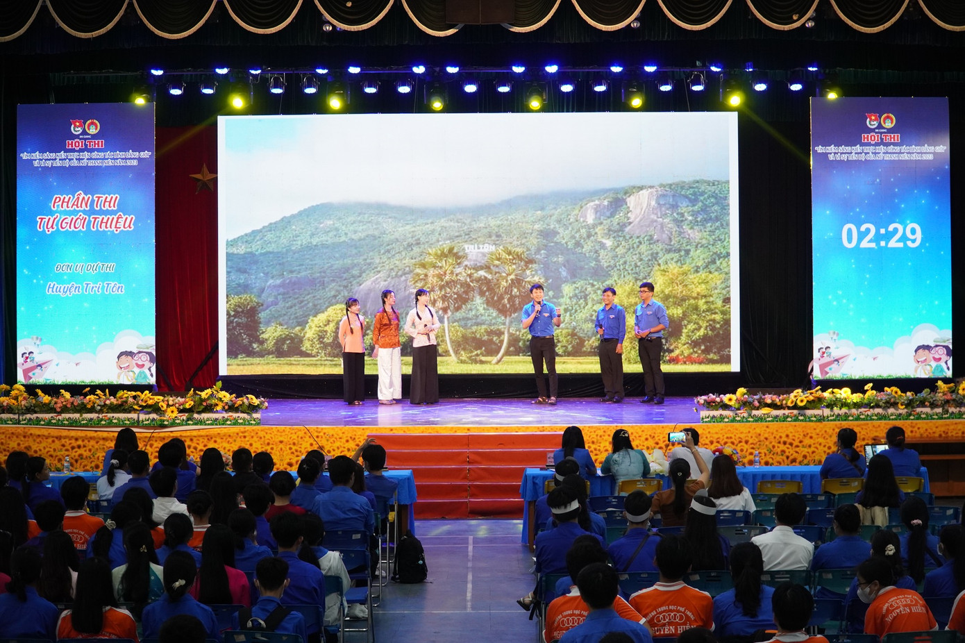 Phần thi của đội đến huyện Tri Tôn. Ảnh: Tỉnh đoàn An Giang