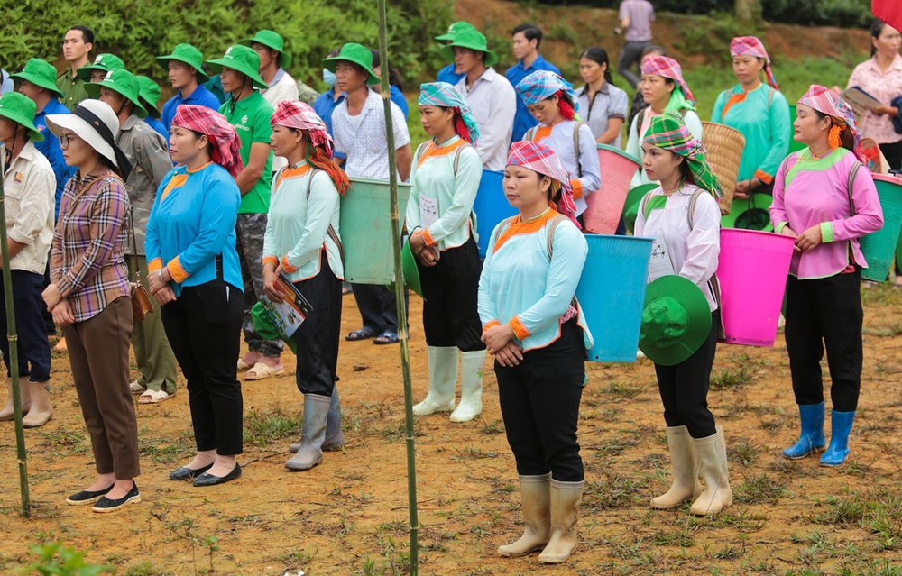 Tăng cường cung cấp thông tin, tuyên truyền, phổ biến pháp luật, chính sách và kết quả thực hiện công tác bình đẳng giới đến các cấp ủy Đảng, chính quyền, cơ quan, tổ chức, doanh nghiệp và người dân. Ảnh: Hân Nguyễn