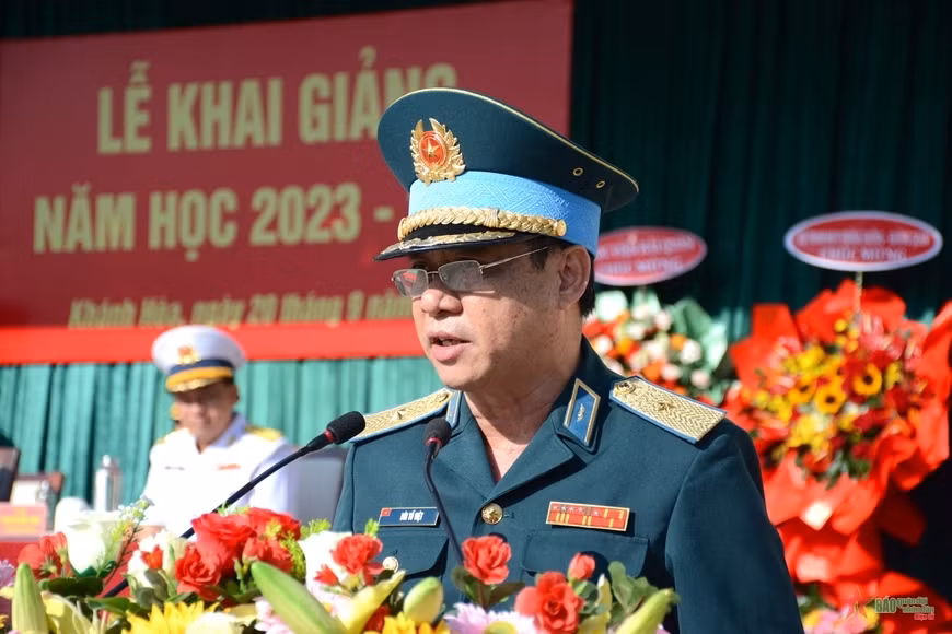 Thiếu tướng Bùi Tố Việt, Phó chính ủy Quân chủng Phòng không - Không quân. Ảnh: qdnd.vn