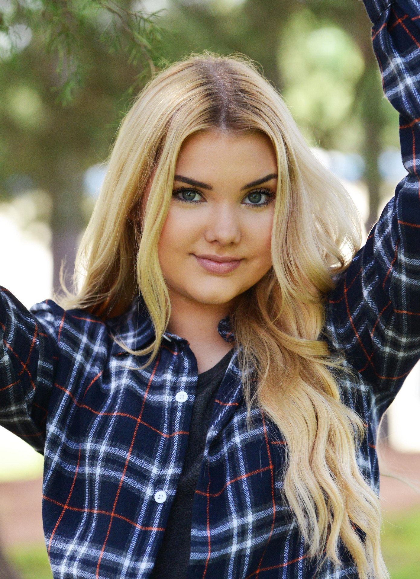 Sau 10 năm nổi lên với danh hiệu Hoa hậu nhí, cô bé Eden ngày nào giờ đã là một thiếu nữ tuổi 16 cực kỳ xinh đẹp và duyên dáng.