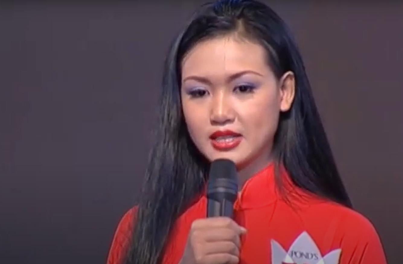 Lê Thanh Nga từ bỏ showbiz để chọn con đường học vấn. Lê Thanh Nga từ bỏ showbiz để chọn con đường học vấn.