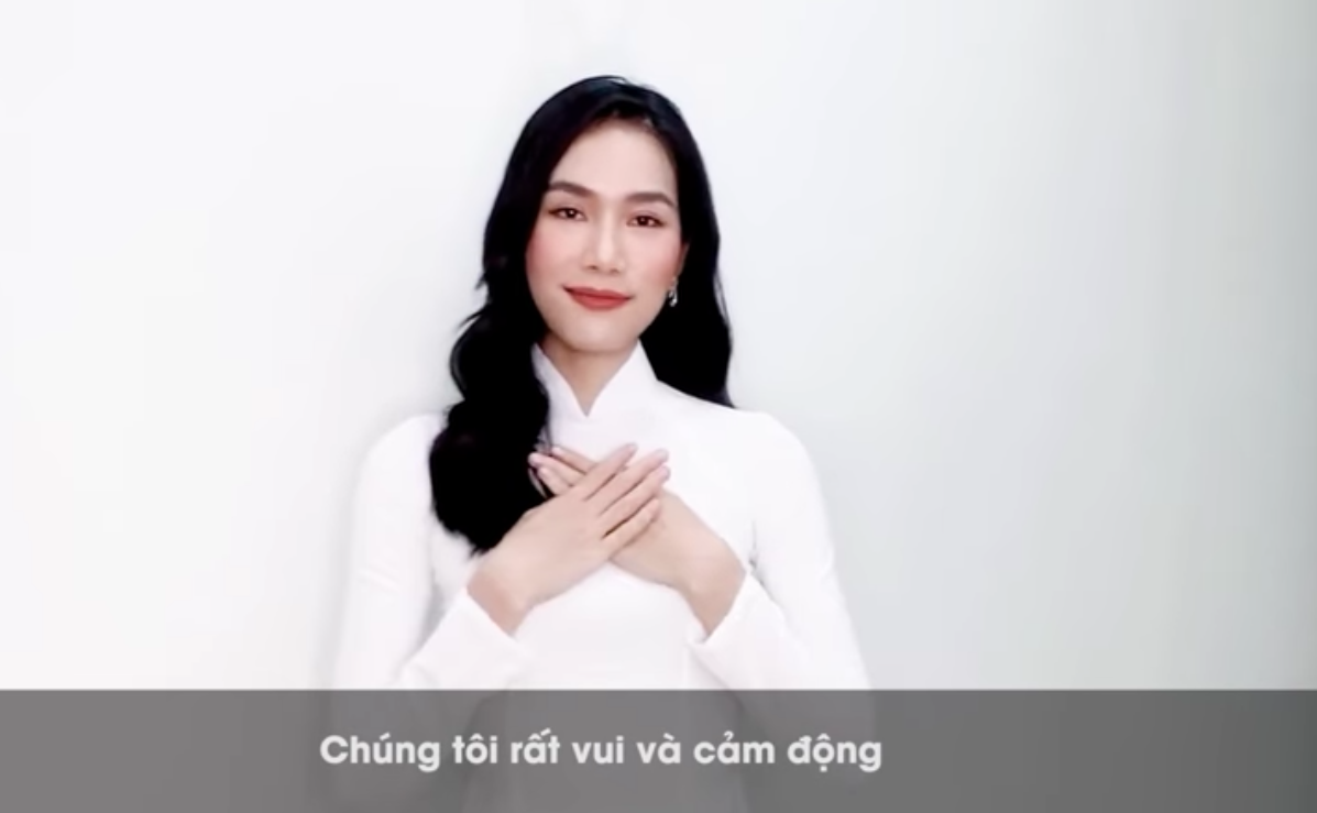 Á hậu Phương Anh mặc áo dài trắng, 'bắn' tiếng Nhật trôi chảy khiến fans 'thả tim' tới tấp. Á hậu Phương Anh mặc áo dài trắng, 'bắn' tiếng Nhật trôi chảy khiến fans 'thả tim' tới tấp.