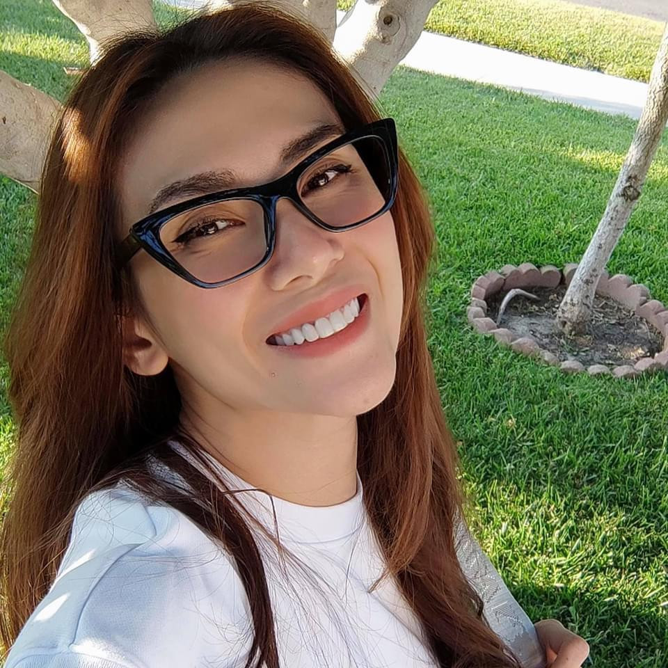 Á hậu Võ Hoàng Yến khoe vẻ trẻ trung, xinh đẹp bên Mỹ.