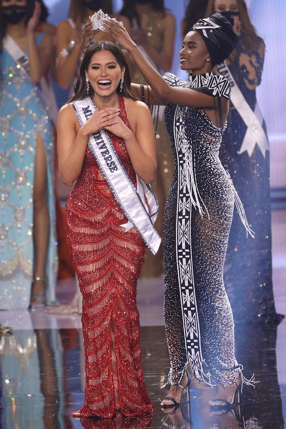 Andrea Meza là mỹ nhân Mexico mới đăng quang ngôi vị Miss Universe 2020 hồi tháng 5 tại Mỹ.