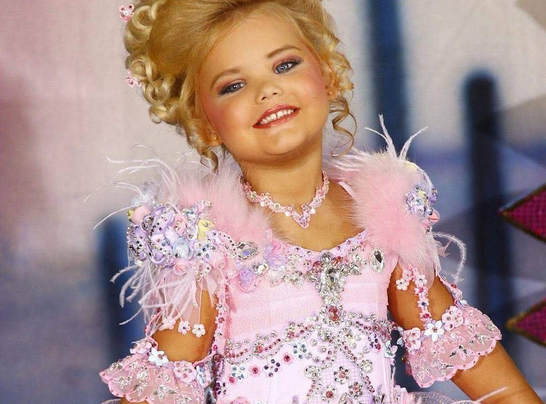 Sau khi giành danh hiệu Hoa hậu nhí, Eden xuất hiện liên tục trên các show truyền hình tại Mỹ như Nightline, The View, Good Morning America, The Talk để nói về cuộc sống hậu trường của một 'nữ hoàng sắc đẹp nhí'.