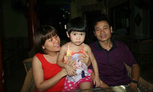 Gia đình chị Trần Thị Bích Ngọc được Lương y Hùng chữa khỏi bệnh hiếm muộn