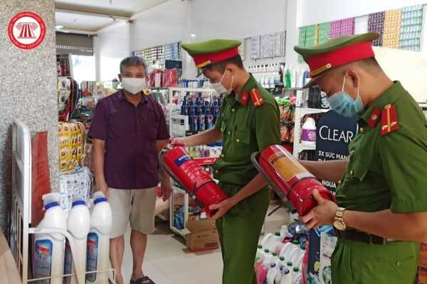 Cơ quan công an kiểm tra về phòng cháy chữa cháy.