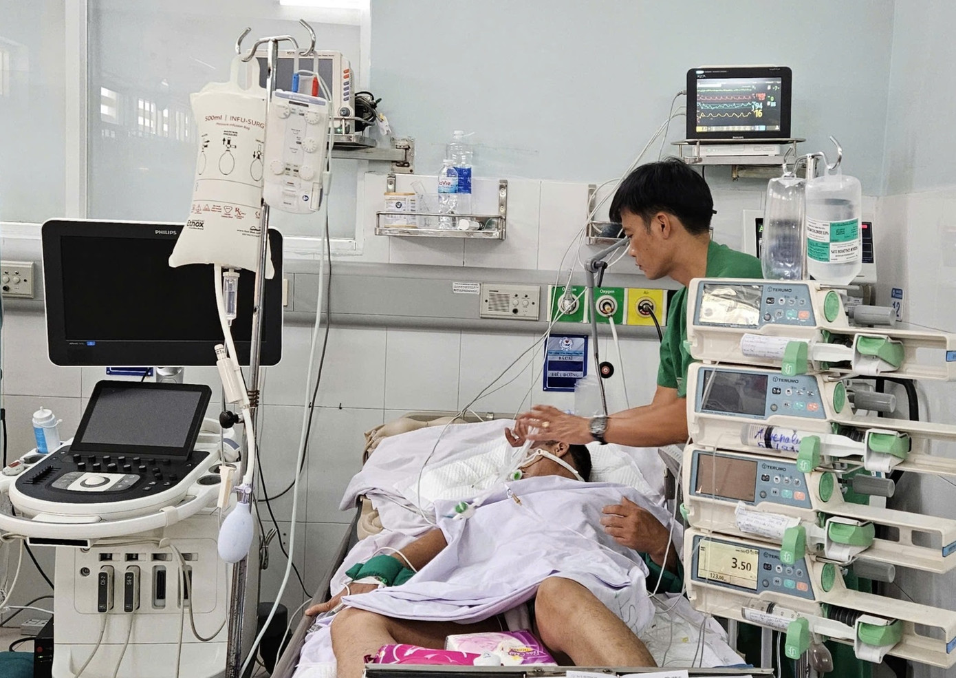 Nỗ lực cấp cứu, hồi sức của các bác sĩ đã giúp người bệnh qua được nguy kịch