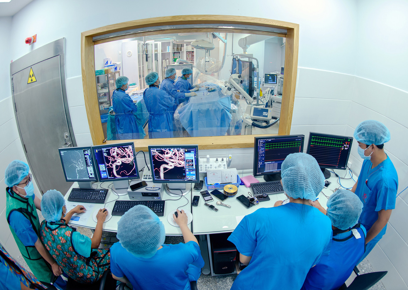 Bệnh nhân đã được các bác sĩ can thiệp cấp cứu giúp vượt qua nguy kịch Bệnh nhân đã được các bác sĩ can thiệp cấp cứu giúp vượt qua nguy kịch