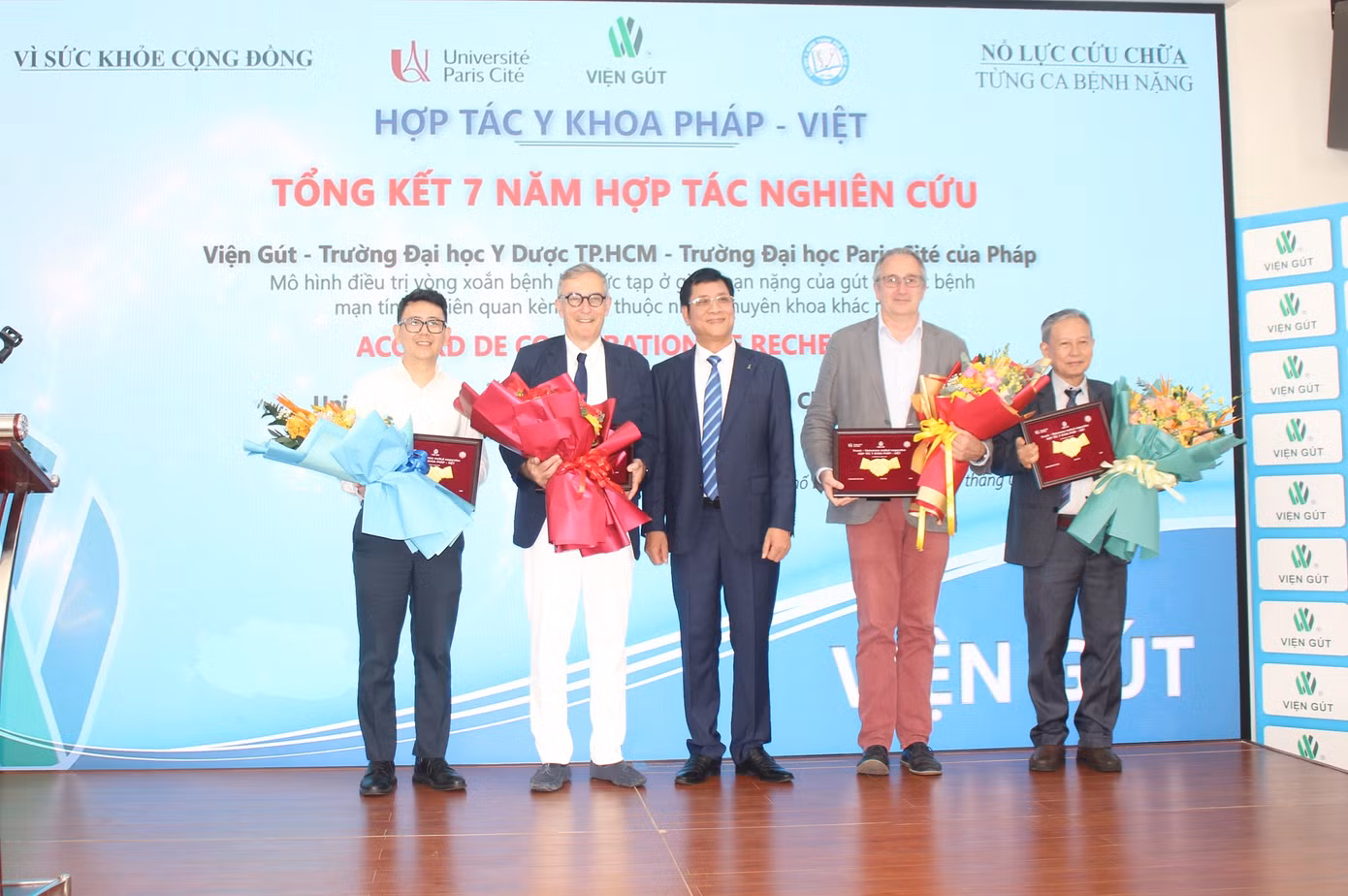Hợp tác Pháp - Việt trong nghiên cứu các giải pháp điều trị bệnh gút đang đóng góp rất lớn cho y học toàn cầu