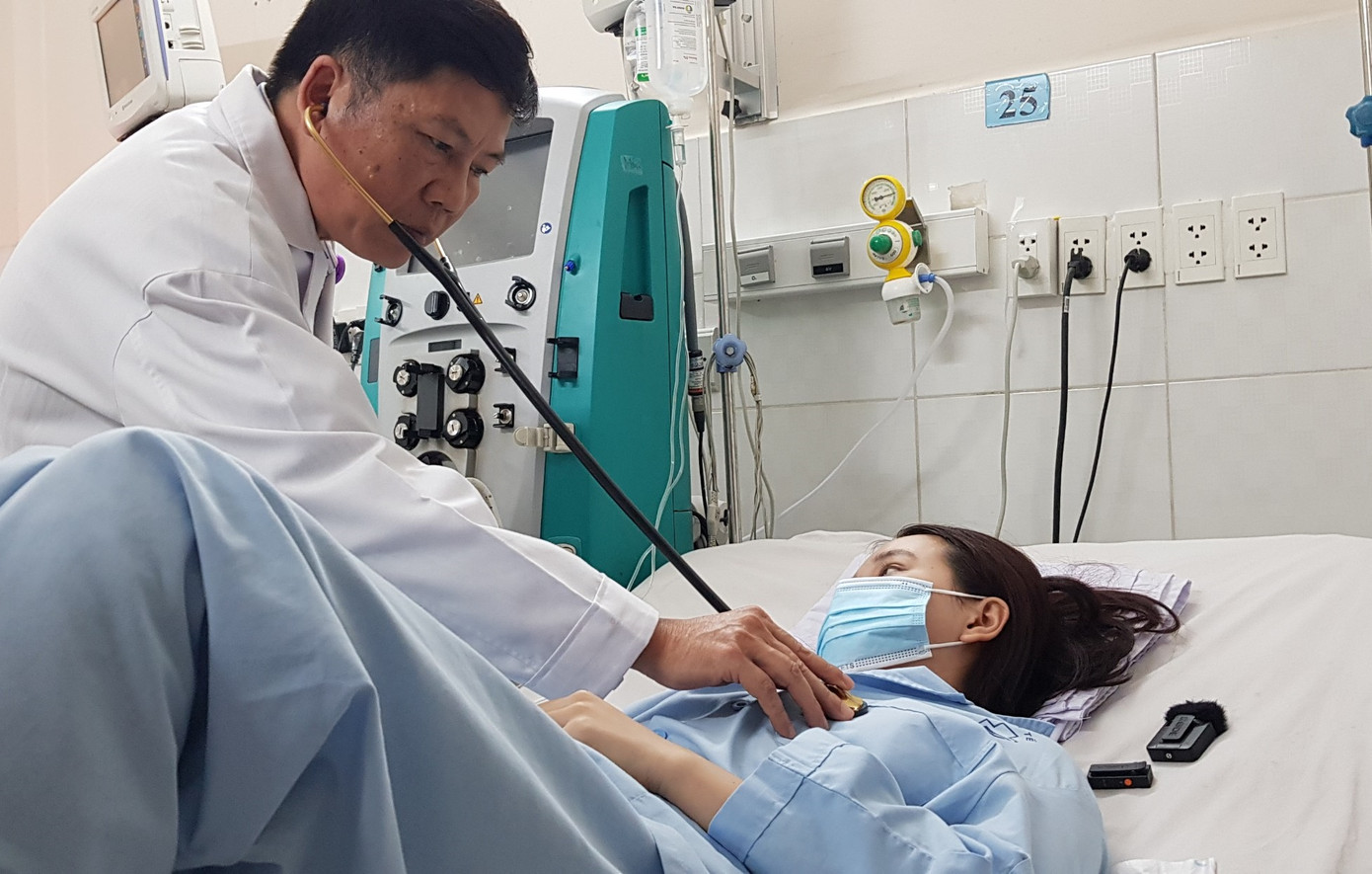 Sau 2 ngày nhập viện điều trị, nữ bệnh nhân đã qua cơn nguy kịch