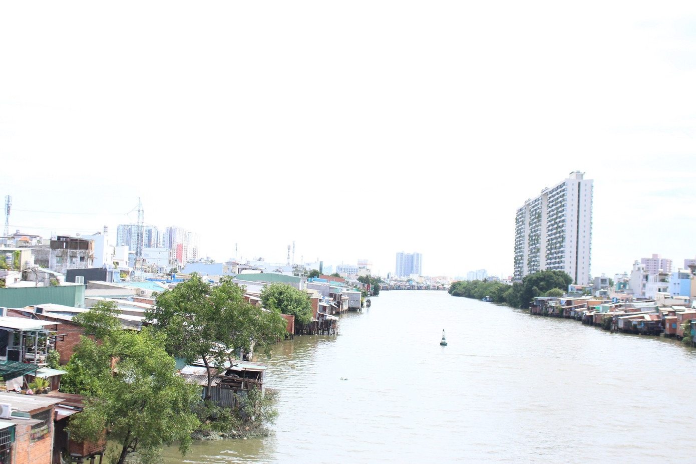 Hình ảnh dòng Kênh Đôi trên địa bàn Quận 8 TPHCM được chụp từ Cầu Chữ Y (ảnh Vân Sơn) Hình ảnh dòng Kênh Đôi trên địa bàn Quận 8 TPHCM được chụp từ Cầu Chữ Y (ảnh Vân Sơn)