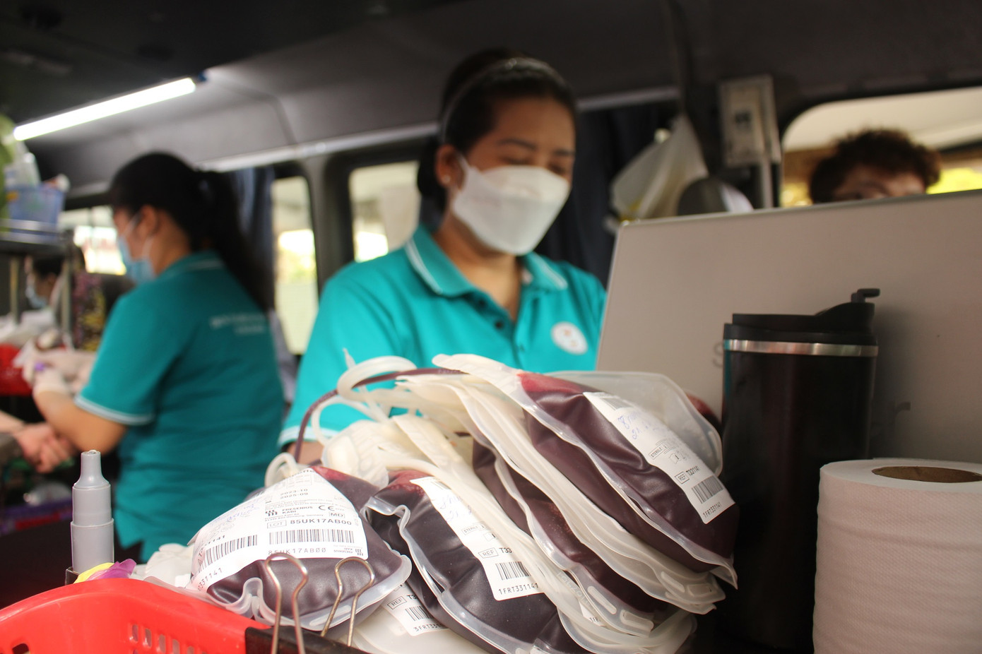 Chương trình dự kiến tiếp nhận khoảng 250 đơn vị máu từ người hiến Chương trình dự kiến tiếp nhận khoảng 250 đơn vị máu từ người hiến