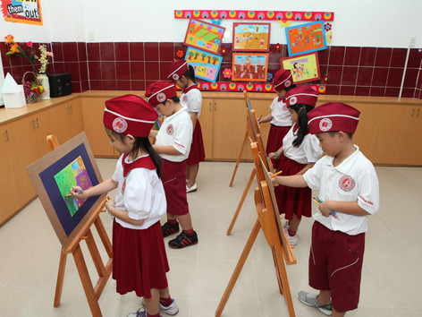 Giờ học của học sinh Trường Tiểu học Á Châu. Giờ học của học sinh Trường Tiểu học Á Châu