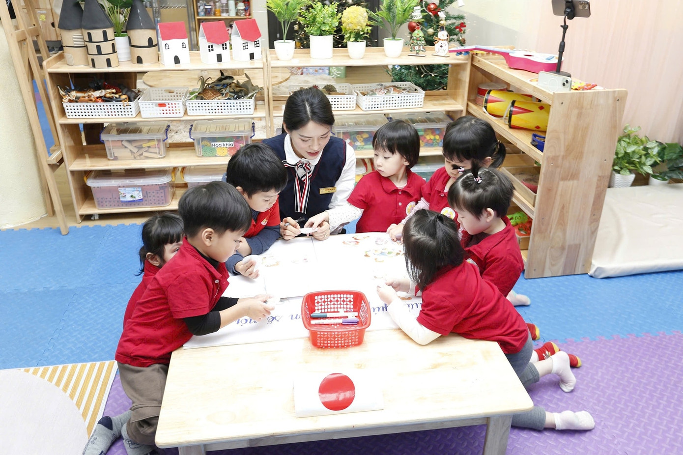 Chuyên gia kiến nghị, người dân cần được tăng quyền lợi khấu trừ cho các chi phí thiết yếu, trong đó có giáo dục.