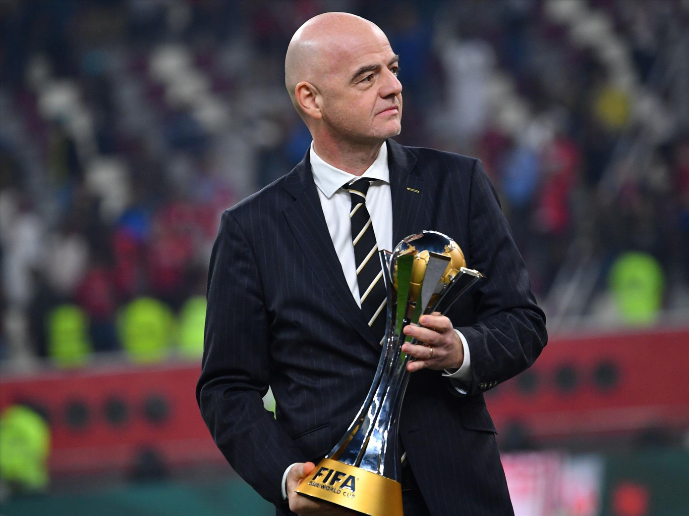Chủ tịch FIFA Gianni Infantino và chiếc Cúp FIFA Club World Cup. Ảnh: Getty Images Chủ tịch FIFA Gianni Infantino và chiếc Cúp FIFA Club World Cup. Ảnh: Getty Images