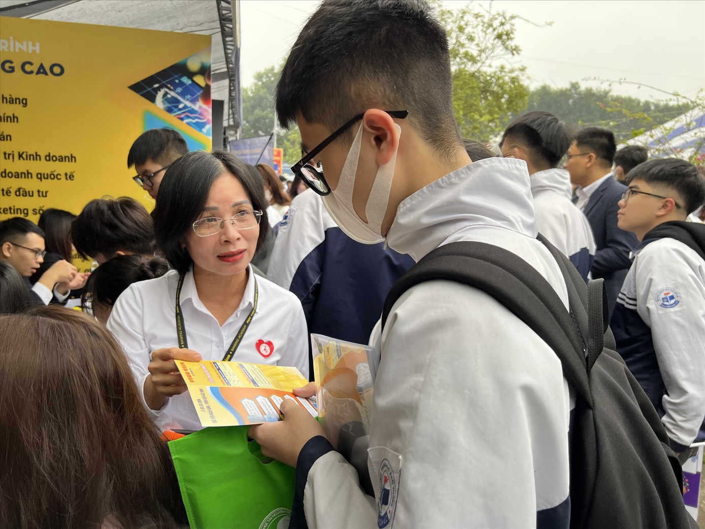 Thí sinh chưa thấy sự hấp dẫn của ngành vận tải đường sắt. Ảnh: NGHIÊM HUÊ Thí sinh chưa thấy sự hấp dẫn của ngành vận tải đường sắt. Ảnh: NGHIÊM HUÊ