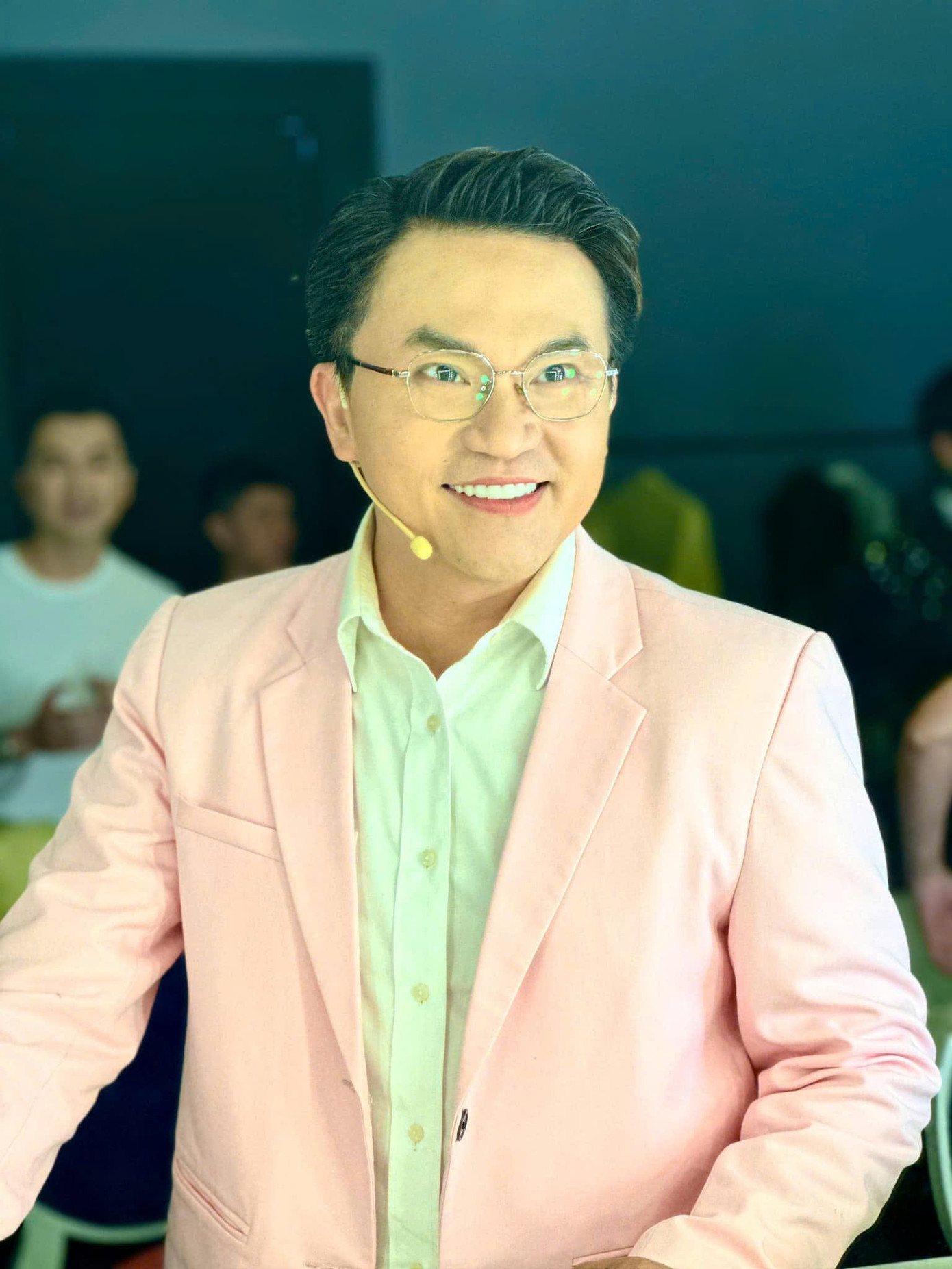 Ngoài phim ảnh, sân khấu, NSƯT Đại Nghĩa còn được mệnh danh “MC quốc dân”