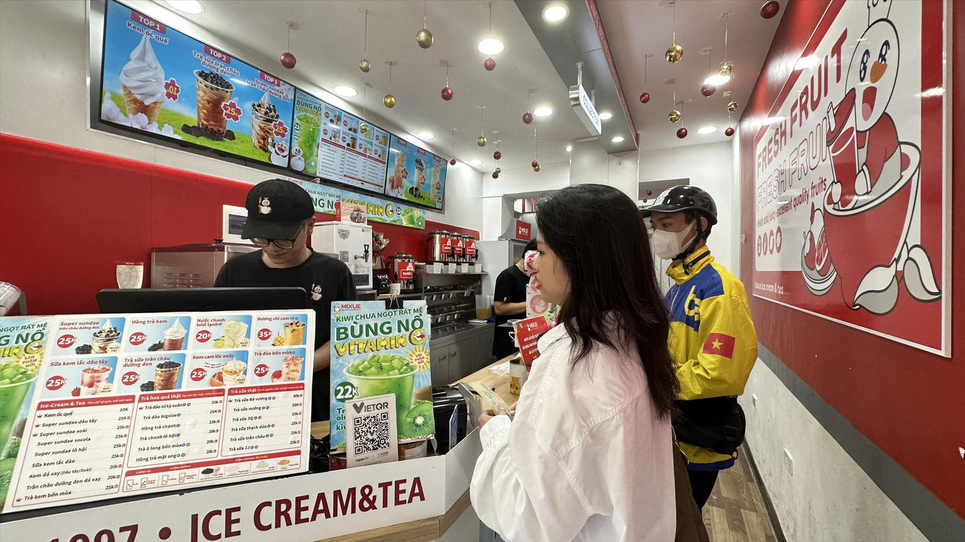 Thương hiệu trà sữa từ Trung Quốc cán mốc 1.000 cửa hàng tại Việt Nam. Ảnh: V.Linh Thương hiệu trà sữa từ Trung Quốc cán mốc 1.000 cửa hàng tại Việt Nam. Ảnh: V.Linh