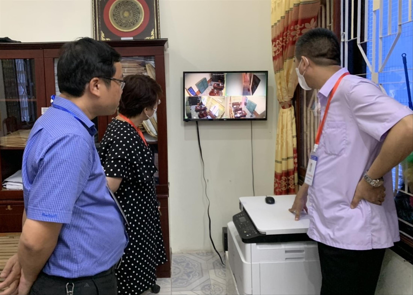 Ðoàn kiểm tra số 3 của Bộ GD&ÐT kiểm tra khu vực chấm thi tại Hội đồng thi tỉnh Quảng Bình. Ảnh Nghiêm Huê Ðoàn kiểm tra số 3 của Bộ GD&ÐT kiểm tra khu vực chấm thi tại Hội đồng thi tỉnh Quảng Bình. Ảnh Nghiêm Huê