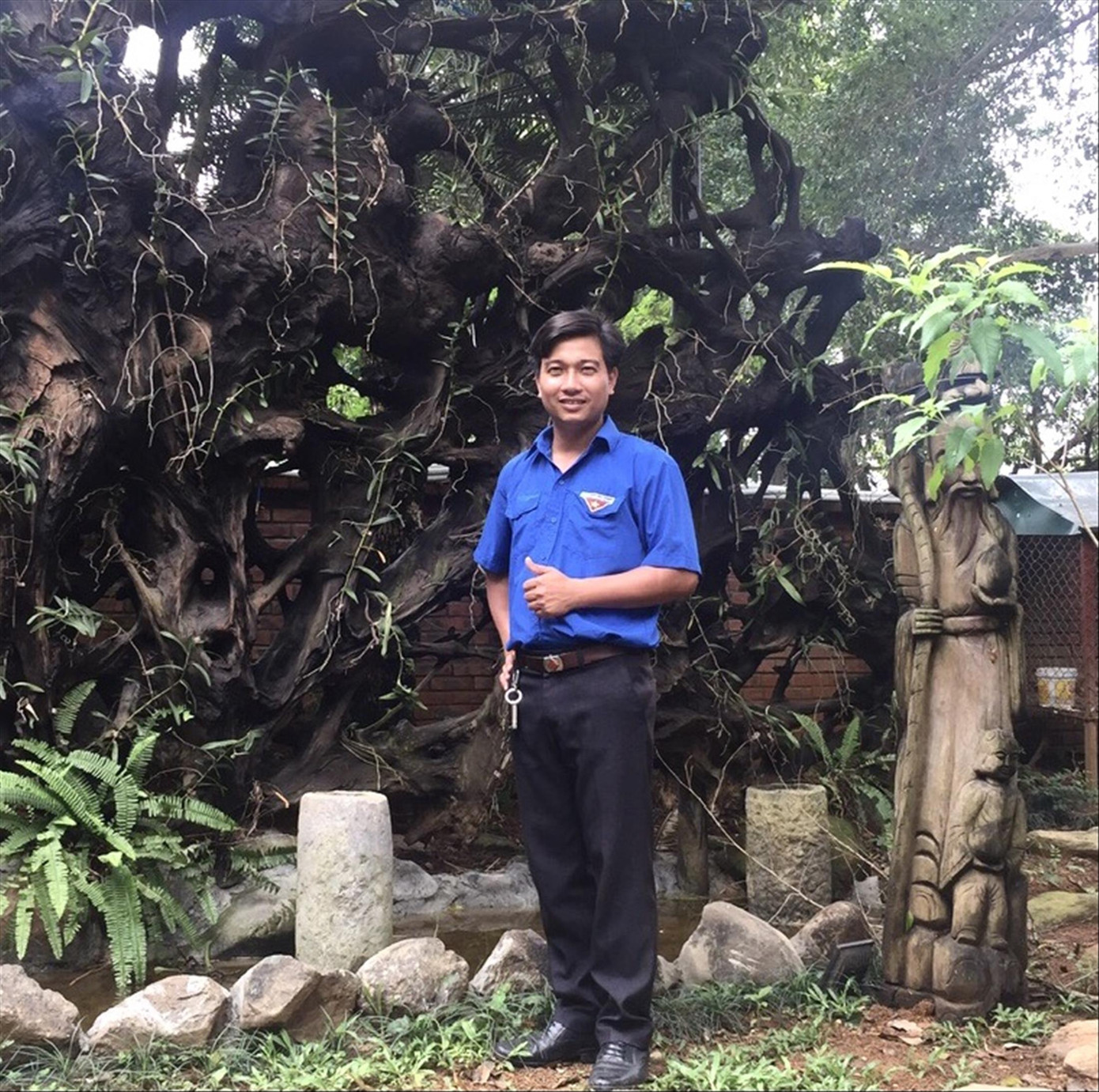 Anh Nguyễn Ðức Hùng Anh Nguyễn Ðức Hùng