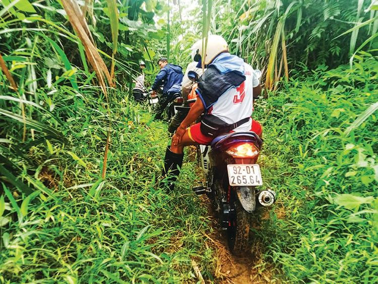 Đường vào Pêtapót. Ảnh: Nguyễn Thành