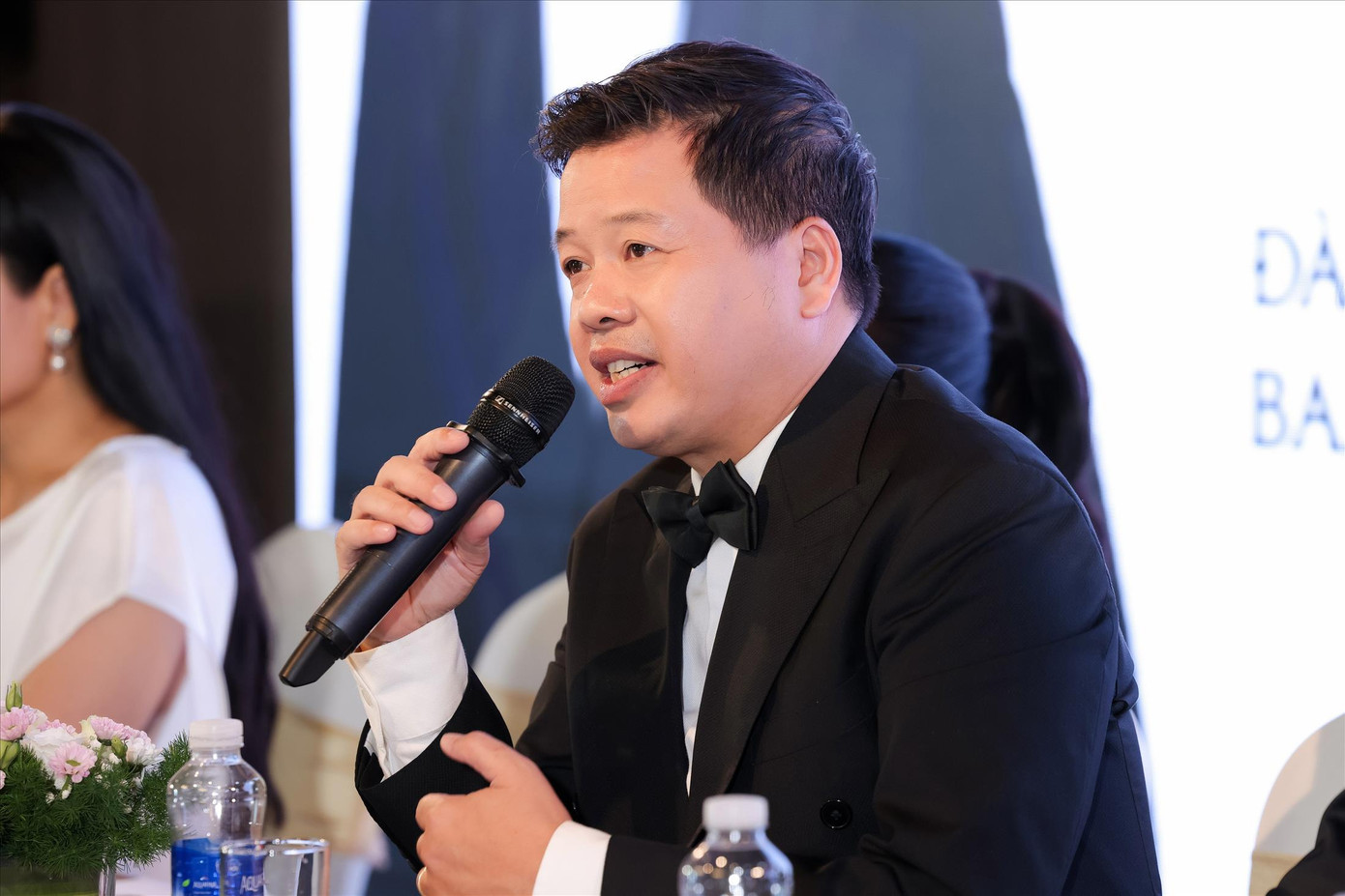 Ðăng Dương kỷ niệm 30 năm ca hát với đêm nhạc Tổ quốc gọi tên mình. Ảnh: NVCC Ðăng Dương kỷ niệm 30 năm ca hát với đêm nhạc Tổ quốc gọi tên mình. Ảnh: NVCC