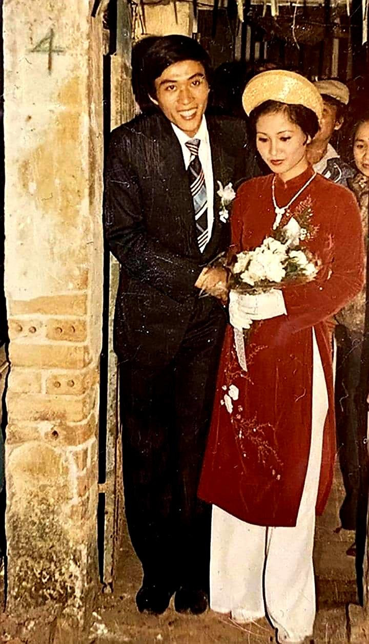 NSƯT Đỗ Kỷ và vợ, NSND Lan Hương (Hương Bông) trong ngày cưới