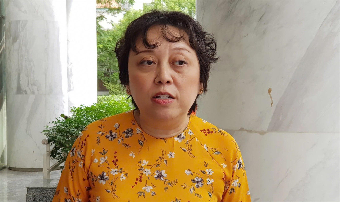 Ðại biểu Quốc hội Phạm Khánh Phong Lan, Chủ tịch Hội Dược học TPHCM đề xuấtcần mạnh tay hơn với thuốc giả. Ảnh: V.S