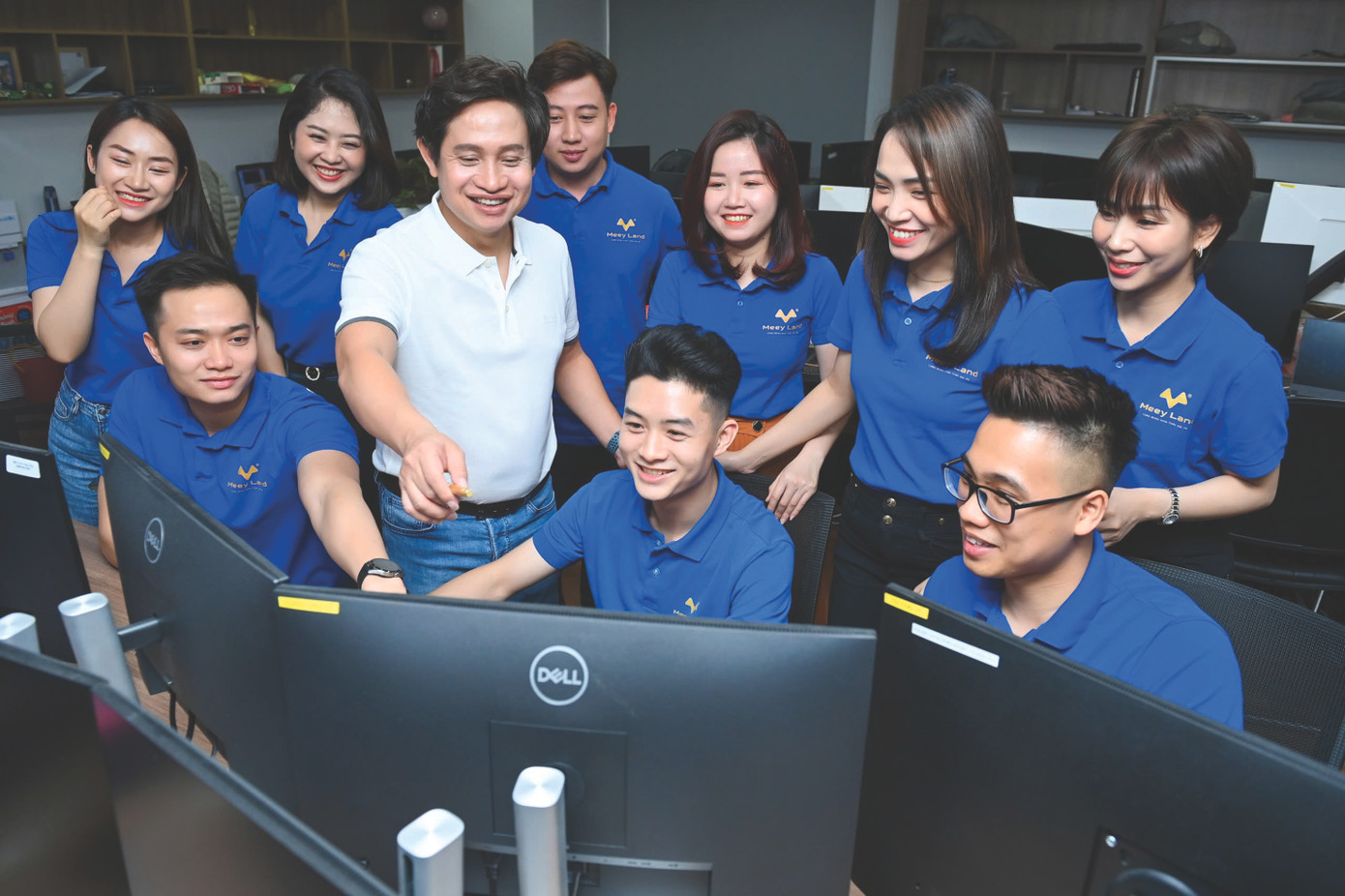 Các kỹ sư công nghệ của Meey Group đang tích cực nghiên cứu, nâng cấp sản phẩm Meey Map để ra mắt phiên bản 3 vào quý 4 năm nay Các kỹ sư công nghệ của Meey Group đang tích cực nghiên cứu, nâng cấp sản phẩm Meey Map để ra mắt phiên bản 3 vào quý 4 năm nay